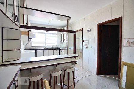 Casa à venda com 240m², 3 quartos e 6 vagasCozinha
