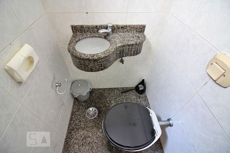 Casa à venda com 240m², 3 quartos e 6 vagasLavabo