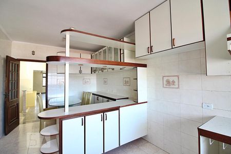 Casa à venda com 240m², 3 quartos e 6 vagasCozinha
