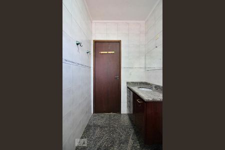 Casa à venda com 240m², 3 quartos e 6 vagasBanheiro Social