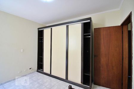 Casa à venda com 240m², 3 quartos e 6 vagasQuarto 2