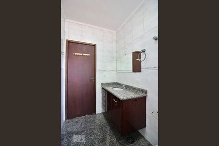 Casa à venda com 240m², 3 quartos e 6 vagasBanheiro Social