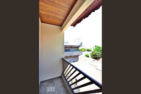 Casa à venda com 240m², 3 quartos e 6 vagasVaranda do Quarto 3