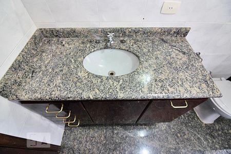 Casa à venda com 240m², 3 quartos e 6 vagasDetalhes do Banheiro Social