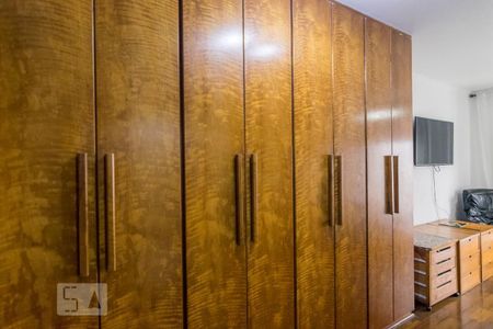 Apartamento à venda com 148m², 3 quartos e 2 vagasCloset da Suíte