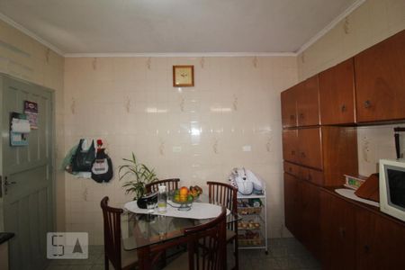 Casa à venda com 300m², 2 quartos e 2 vagasCozinha