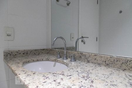 Apartamento à venda com 67m², 2 quartos e 1 vagaBanheiro social