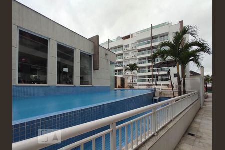 Apartamento à venda com 67m², 2 quartos e 1 vagaÁrea comum - piscina 