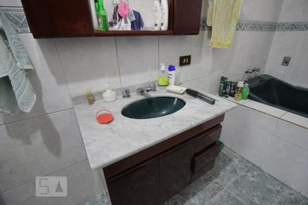 Casa à venda com 230m², 3 quartos e 2 vagasPia