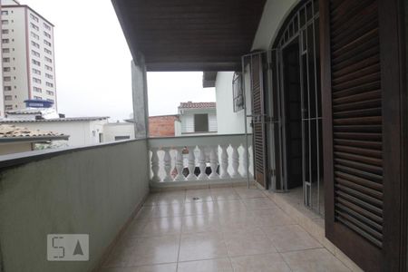 Casa à venda com 230m², 3 quartos e 2 vagasVaranda
