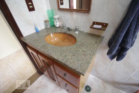 Casa à venda com 230m², 3 quartos e 2 vagasPia