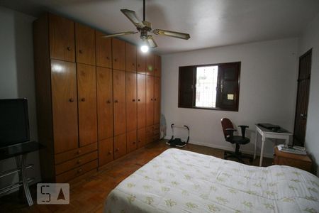 Casa à venda com 121m², 2 quartos e 2 vagas Casa à venda com 121m², 2 quartos e 2 vagasQuarto 1