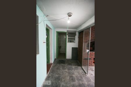 Casa à venda com 121m², 2 quartos e 2 vagas Casa à venda com 121m², 2 quartos e 2 vagasÁrea de serviço do salão