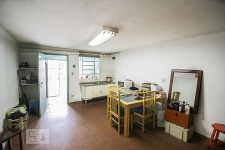 Casa à venda com 121m², 2 quartos e 2 vagas Casa à venda com 121m², 2 quartos e 2 vagasSalão