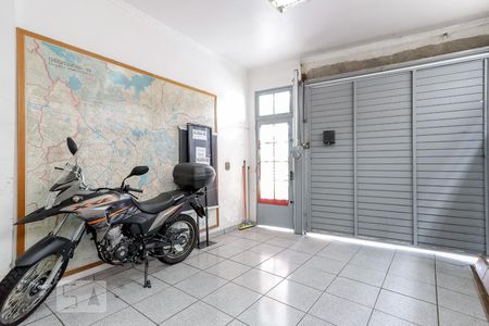 Casa à venda com 625m², 21 quartos e 2 vagas Casa à venda com 625m², 21 quartos e 2 vagasGaragem