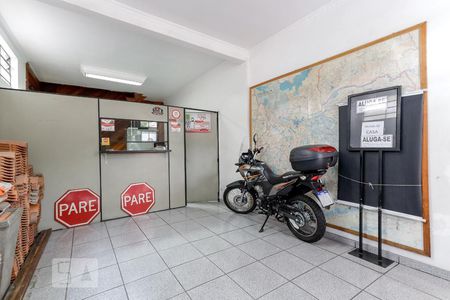 Casa à venda com 625m², 21 quartos e 2 vagas Casa à venda com 625m², 21 quartos e 2 vagasGaragem