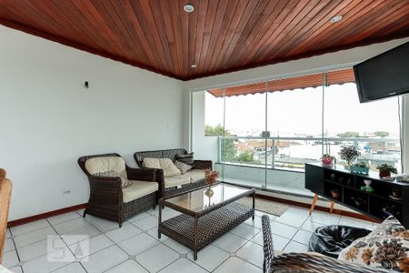 Casa à venda com 625m², 21 quartos e 2 vagas Casa à venda com 625m², 21 quartos e 2 vagasEspaço Gourmet