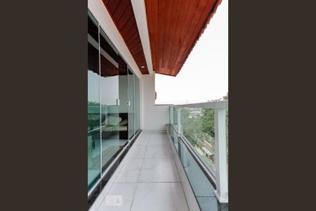 Casa à venda com 625m², 21 quartos e 2 vagas Casa à venda com 625m², 21 quartos e 2 vagasVaranda Espaço Gourmet