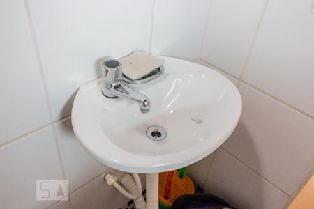 Casa à venda com 180m², 4 quartos e 3 vagas Casa à venda com 180m², 4 quartos e 3 vagasPia