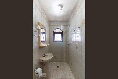 Casa à venda com 121m², 3 quartos e 3 vagasBanheiro