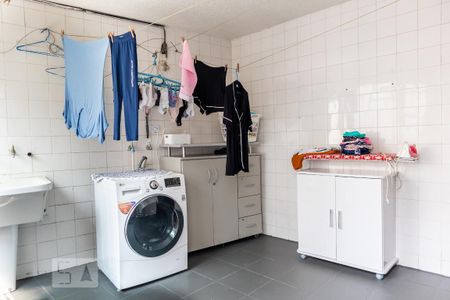 Casa à venda com 300m², 4 quartos e 3 vagasÁrea de serviço