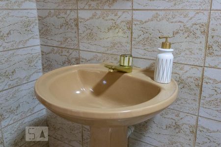 Casa à venda com 300m², 4 quartos e 3 vagasBanheiro da suíte