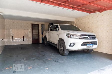 Casa à venda com 300m², 4 quartos e 3 vagasGaragem