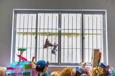 Casa à venda com 300m², 4 quartos e 3 vagasJanela