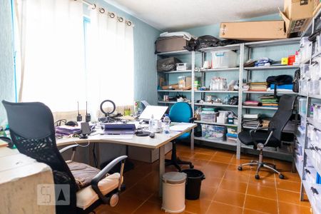 Casa à venda com 300m², 4 quartos e 3 vagasEscritório na edícula