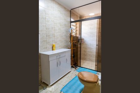 Casa à venda com 300m², 4 quartos e 3 vagasBanheiro da suíte