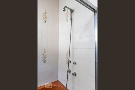 Casa à venda com 300m², 4 quartos e 3 vagasBanheiro 1