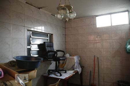 Casa à venda com 300m², 4 quartos e 3 vagasDespensa