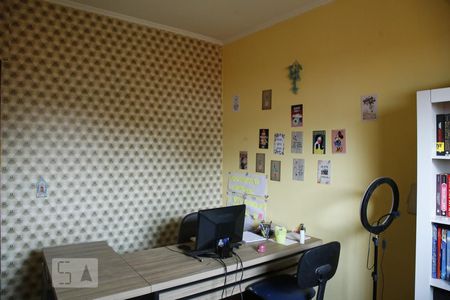 Casa à venda com 300m², 4 quartos e 3 vagasquarto 2