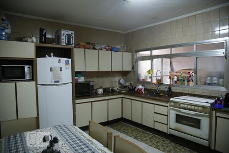 Casa à venda com 300m², 4 quartos e 3 vagasCozinha