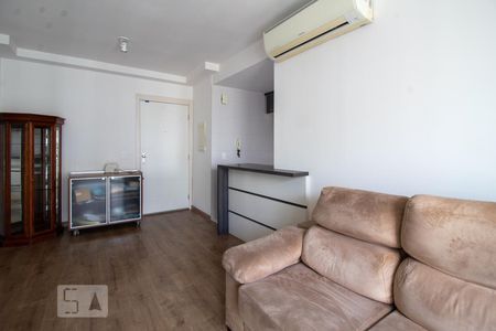 Sala de apartamento para alugar com 2 quartos, 62m² em Vila Ipiranga, Porto Alegre