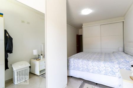 Casa à venda com 204m², 4 quartos e 4 vagas Casa à venda com 204m², 4 quartos e 4 vagasSuíte 1