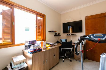 Casa à venda com 204m², 4 quartos e 4 vagas Casa à venda com 204m², 4 quartos e 4 vagasQuarto 1