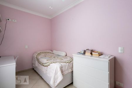 Casa à venda com 204m², 4 quartos e 4 vagas Casa à venda com 204m², 4 quartos e 4 vagasQuarto 2