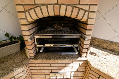 Casa à venda com 204m², 4 quartos e 4 vagas Casa à venda com 204m², 4 quartos e 4 vagasQuintal e churrasqueira