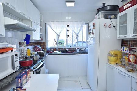 Casa de condomínio à venda com 160m², 4 quartos e 1 vagaCozinha