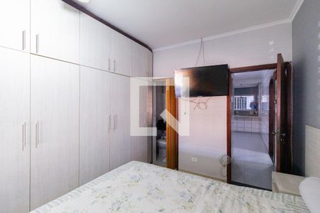 Casa à venda com 220m², 3 quartos e 4 vagasSuíte 2