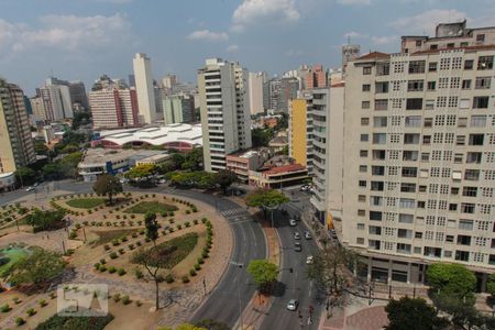 Vista da Sala e Quarto de kitnet/studio para alugar com 1 quarto, 30m² em Barro Preto, Belo Horizonte