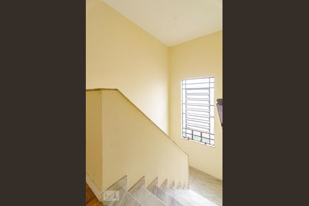 Casa à venda com 150m², 3 quartos e 2 vagasCorredor