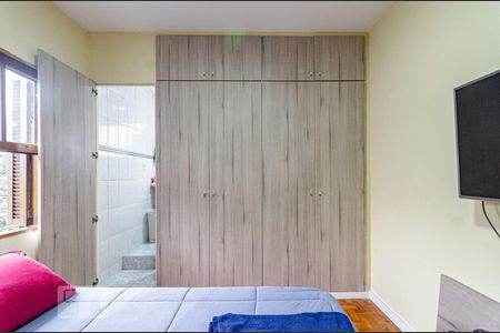 Casa à venda com 150m², 3 quartos e 2 vagasSuíte