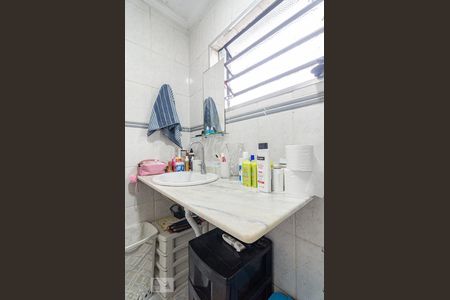 Casa à venda com 150m², 3 quartos e 2 vagasBanheiro da suíte