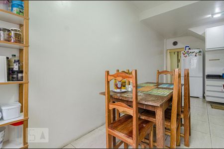 Casa à venda com 150m², 3 quartos e 2 vagasCozinha