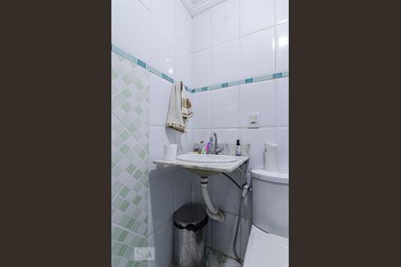 Casa à venda com 150m², 3 quartos e 2 vagasBanheiro de serviço