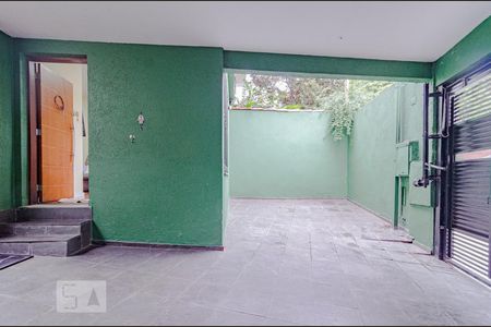 Casa à venda com 150m², 3 quartos e 2 vagasGaragem