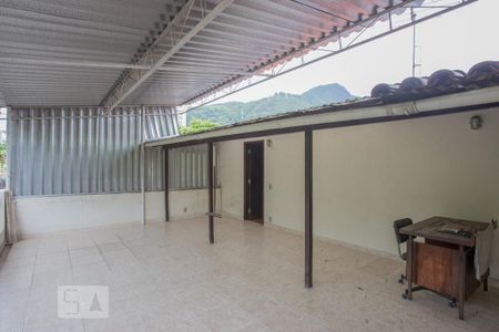 Casa à venda com 210m², 5 quartos e 7 vagasÁrea Externa