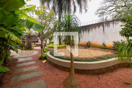 Casa para alugar com 454m², 3 quartos e 3 vagasQuintal